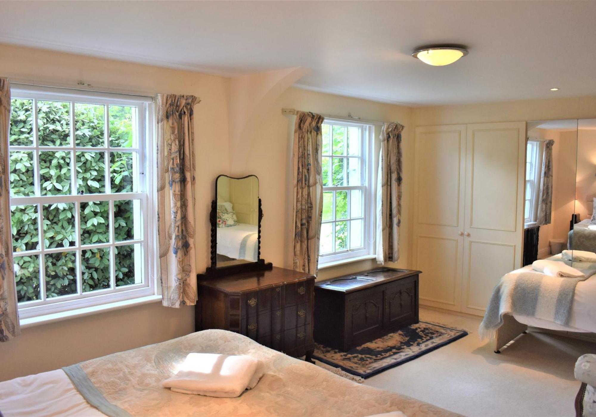 Georgian 2 Bedroom In With Free Parking - Apartment Chichester