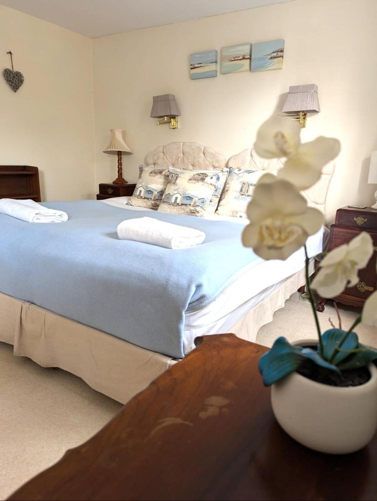 Georgian 2 Bedroom In With Free Parking - *