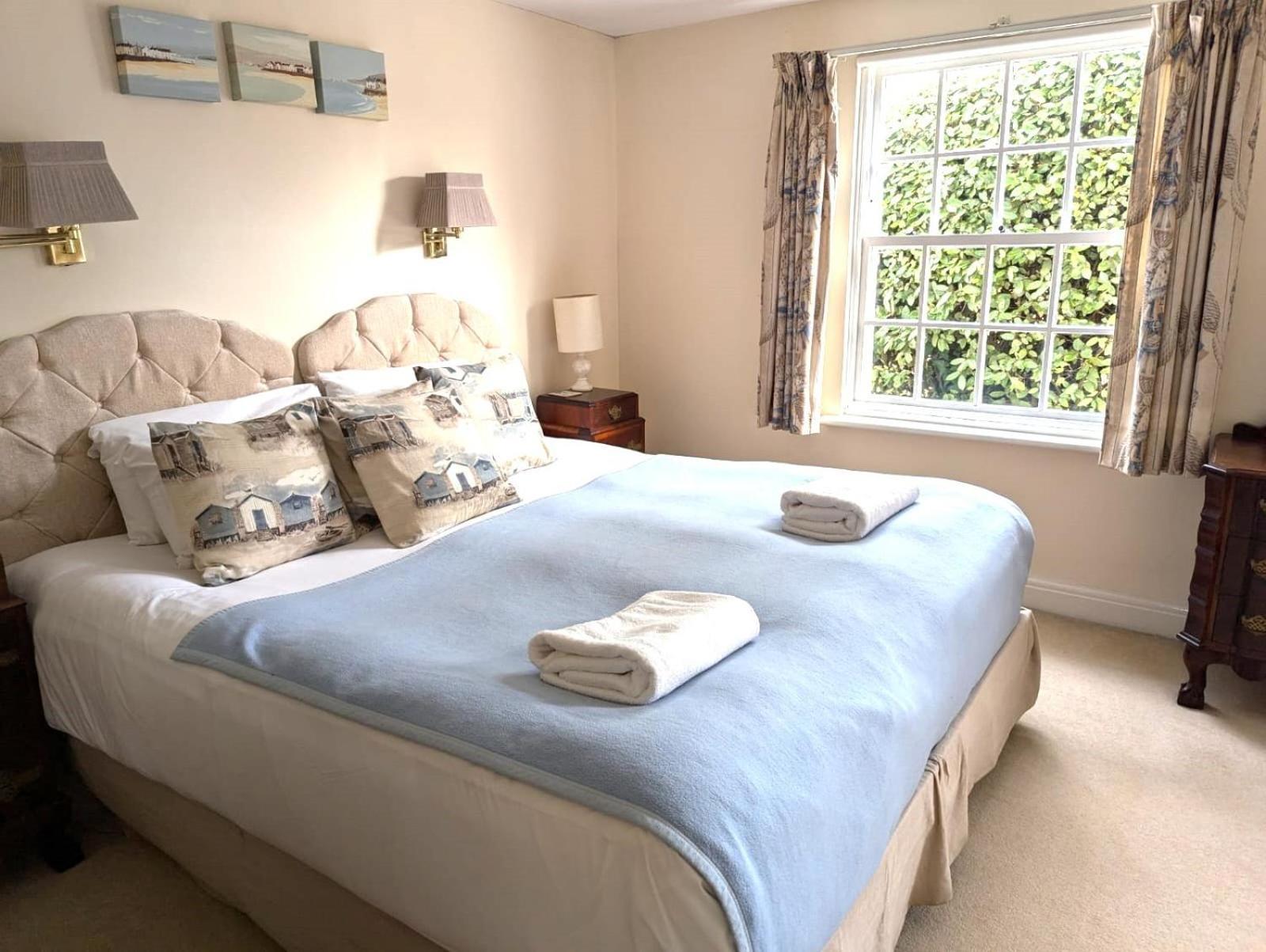Apartment Georgian 2 Bedroom In With Free Parking - *